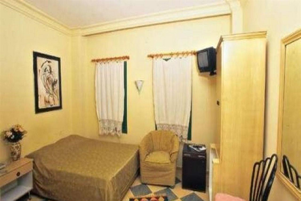 אנטליה Kaleici Pera Palace Hotel מראה חיצוני תמונה